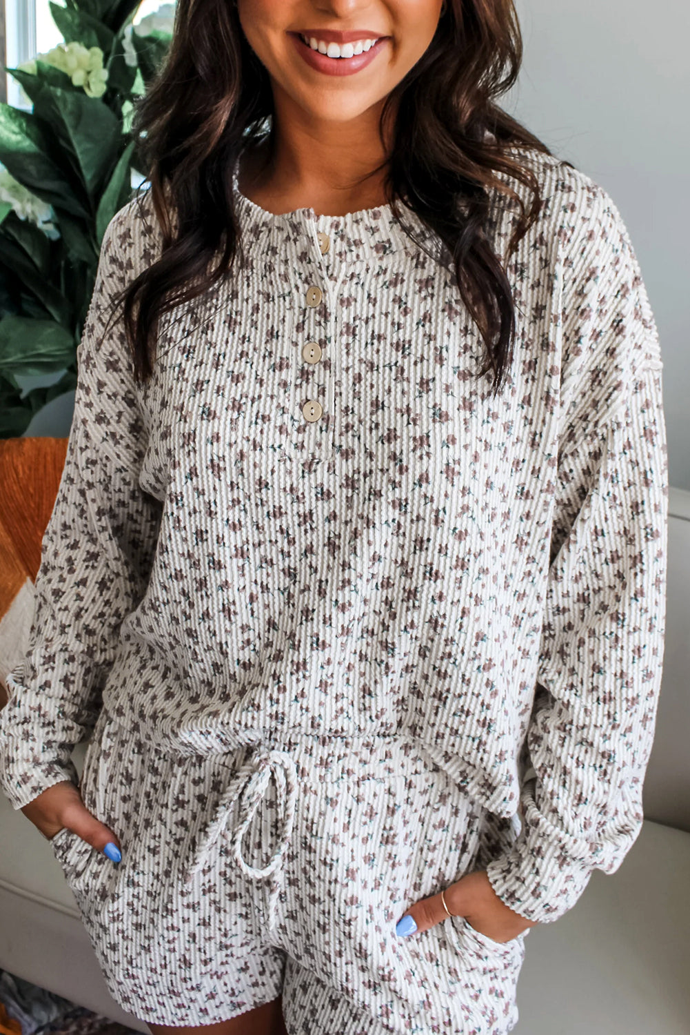 White Spiral Ribbed Floral Print Long Sleeve Henley Top Drawstring Short Set
