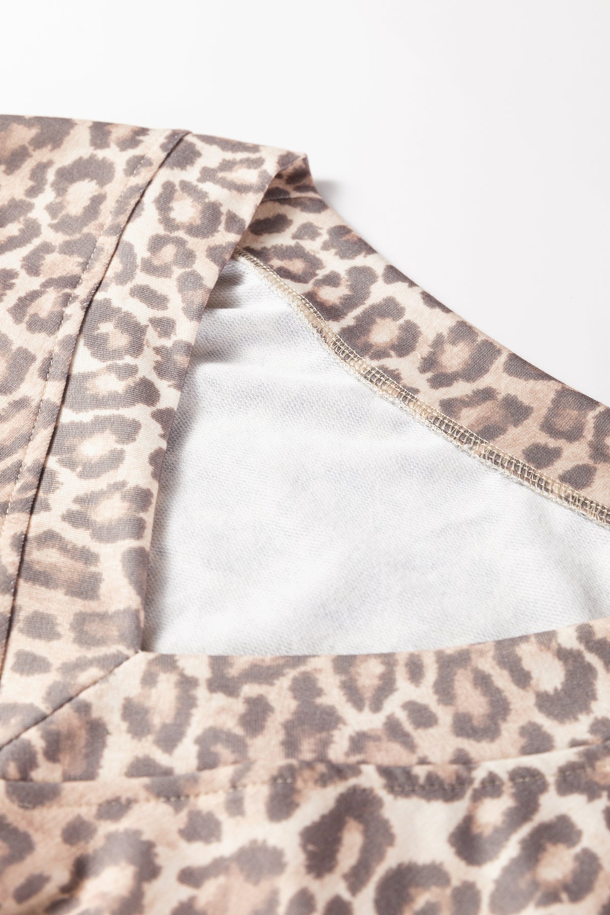 Women's Light French Beige Leopard Print V-Neck Pullover Mini Skort Two-Piece Set