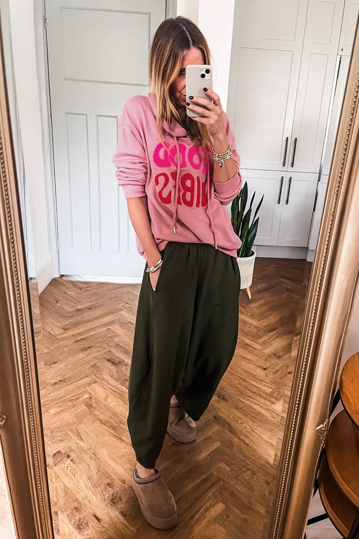 Gossamer Pink GOOD VIBES Chenille Graphic Hoodie