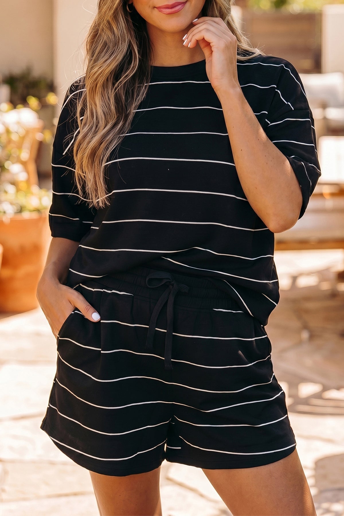 Women's White Stripe Half Sleeve Tee Shorts Two-Piece Set