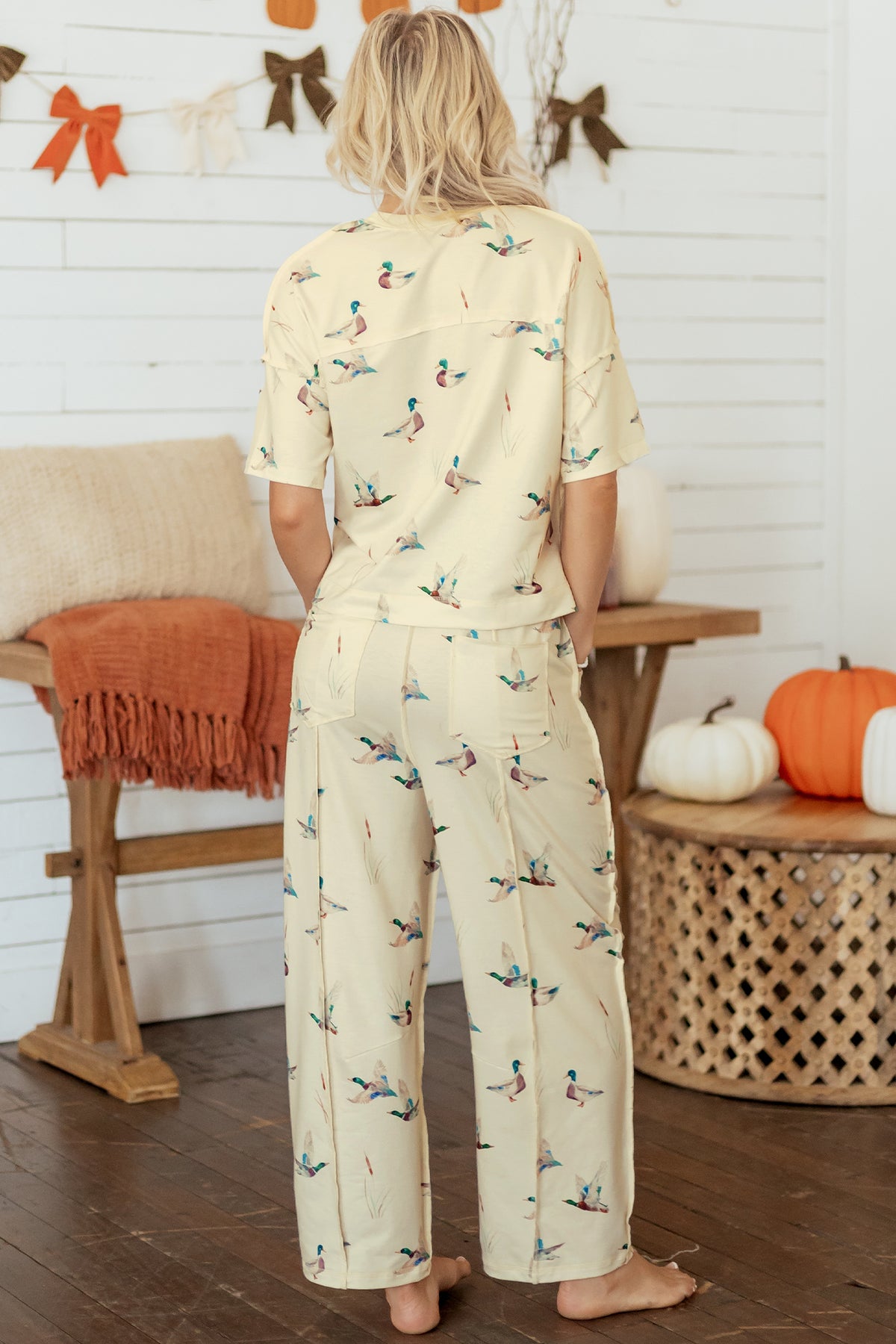 Beige Duck Print Short Sleeve Top Pocket Pants Casual Set