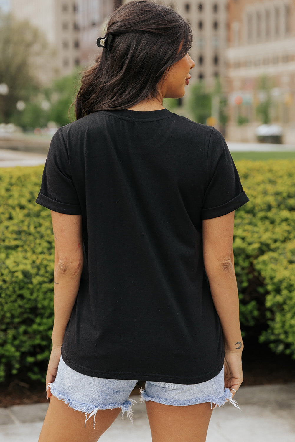 Black Checkerboard Bowknot Graphic Crewneck T-Shirt