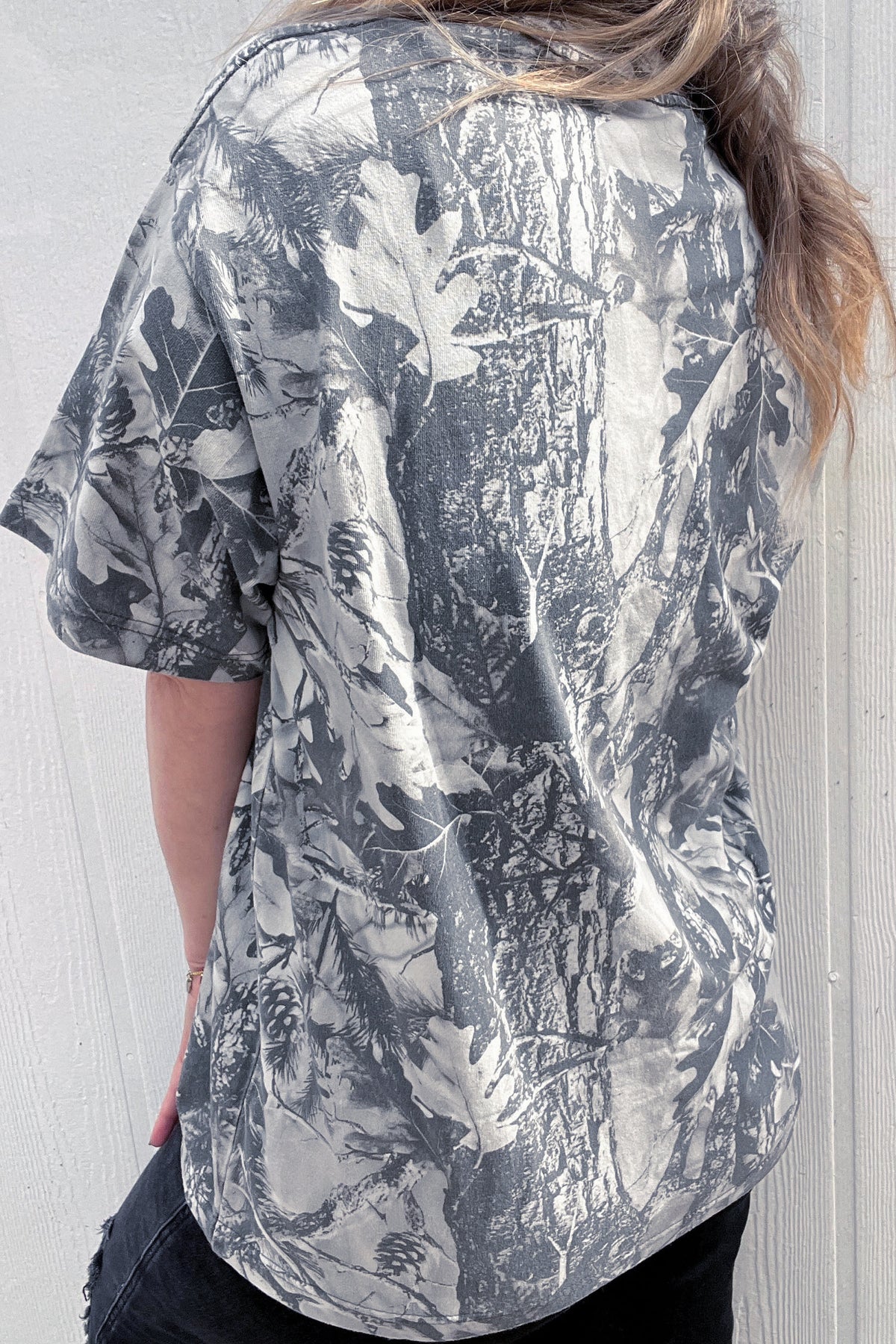 Gray Woodland Camouflage LOVE LIKE JESUS Plus Size T-Shirt