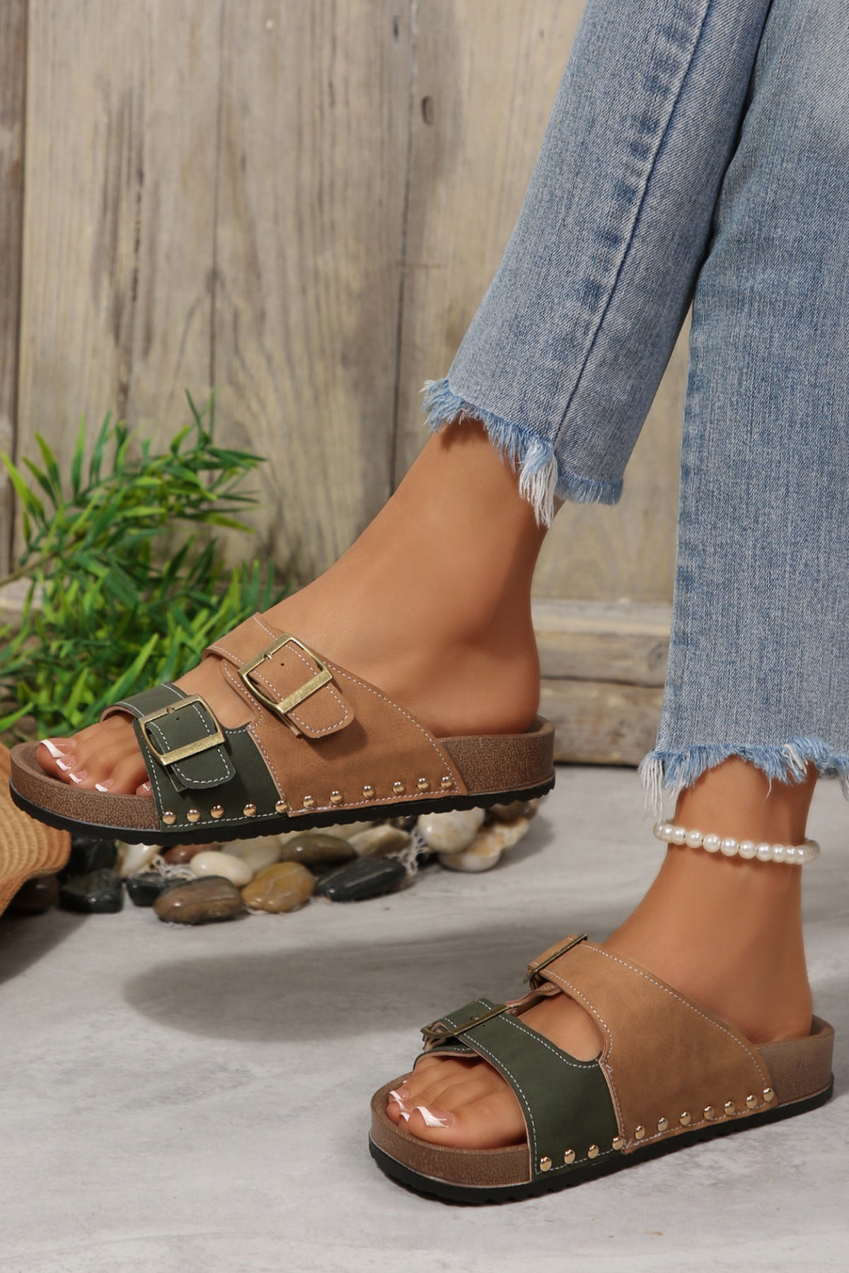 Deep Green Retro Buckle Cutout Straps PU Leather Studded Sandals