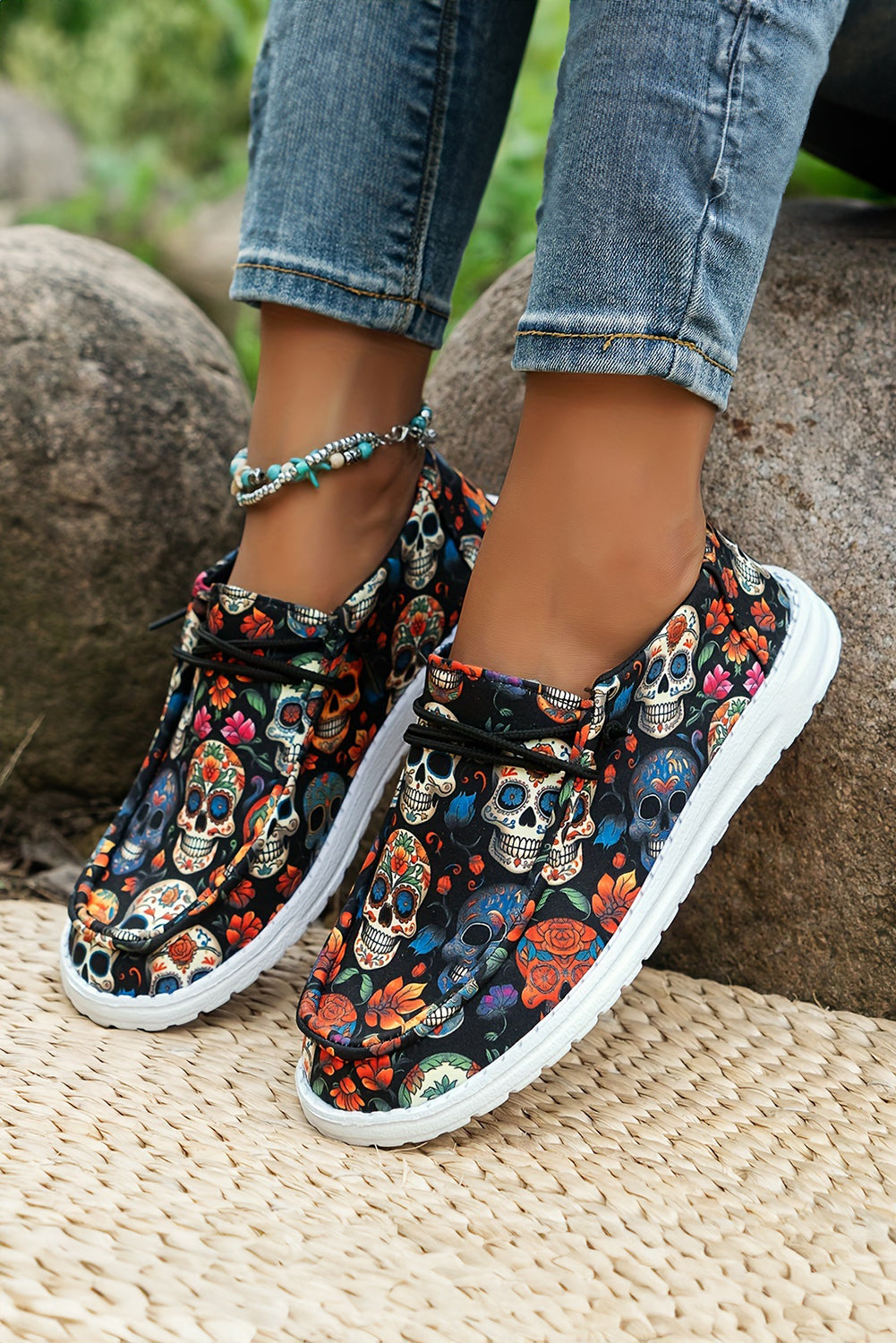 Black Sugar Skull Print Lace-up Halloween Sneakers