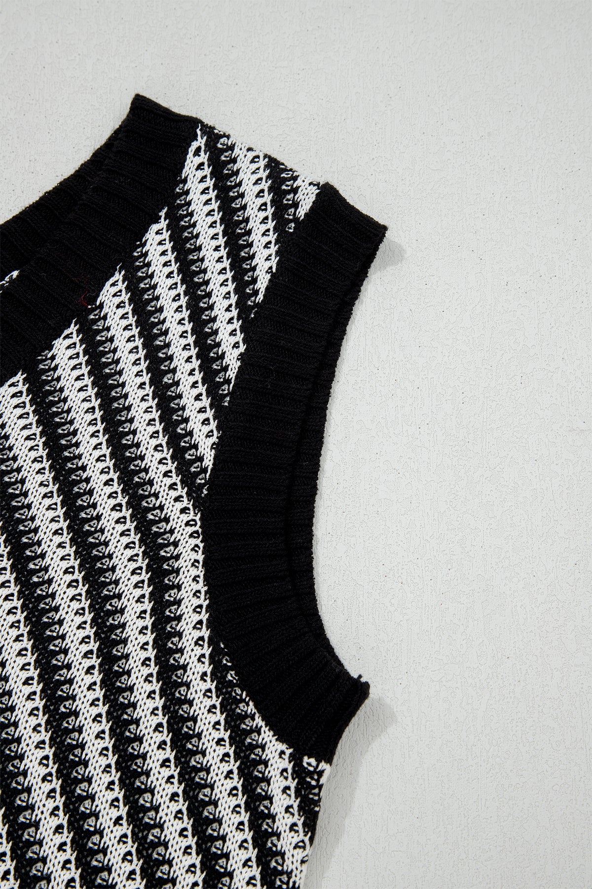 Black Contrast Chevron Knit V Neck Sweater Vest