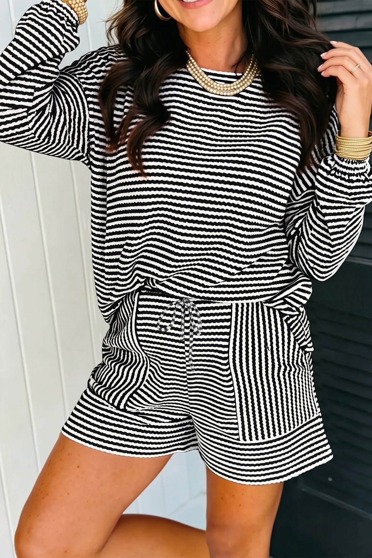 Women's Brown Stripe Textured Knit Long-Sleeve Top Elastic Waist Shorts Casual Outfit