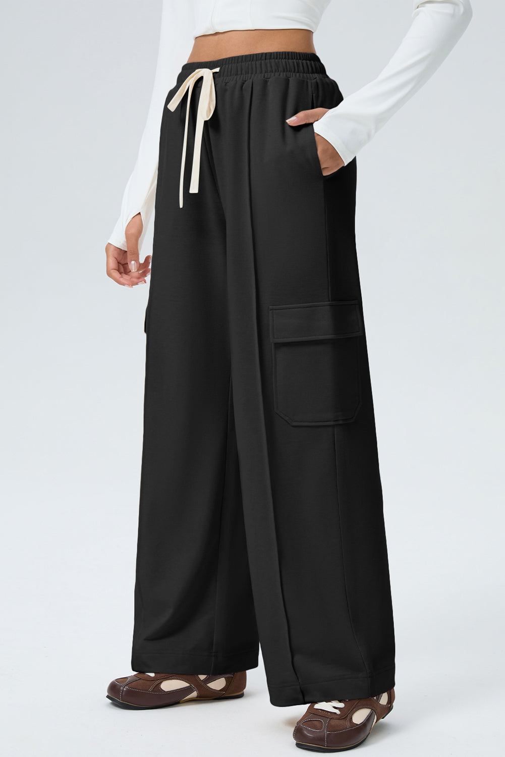 Black Solid Drawstring Elastic Waist Cargo Patch Pocket Active Pants