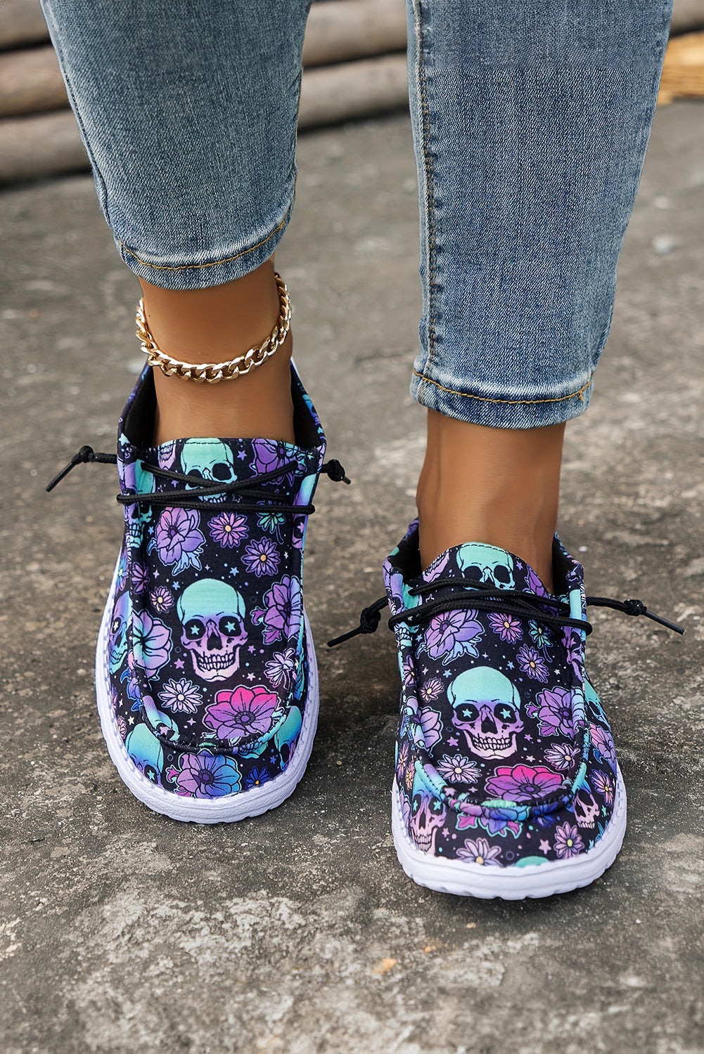 Black Sugar Skull Print Lace-up Halloween Sneakers
