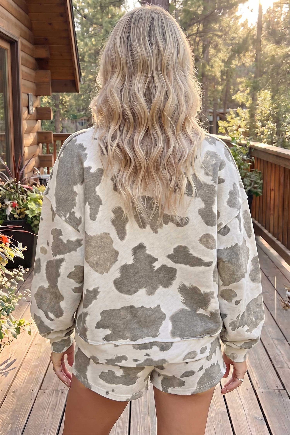 Women's Gray Western Print Raw Hem Long-Sleeve Top Drawstring Shorts Set