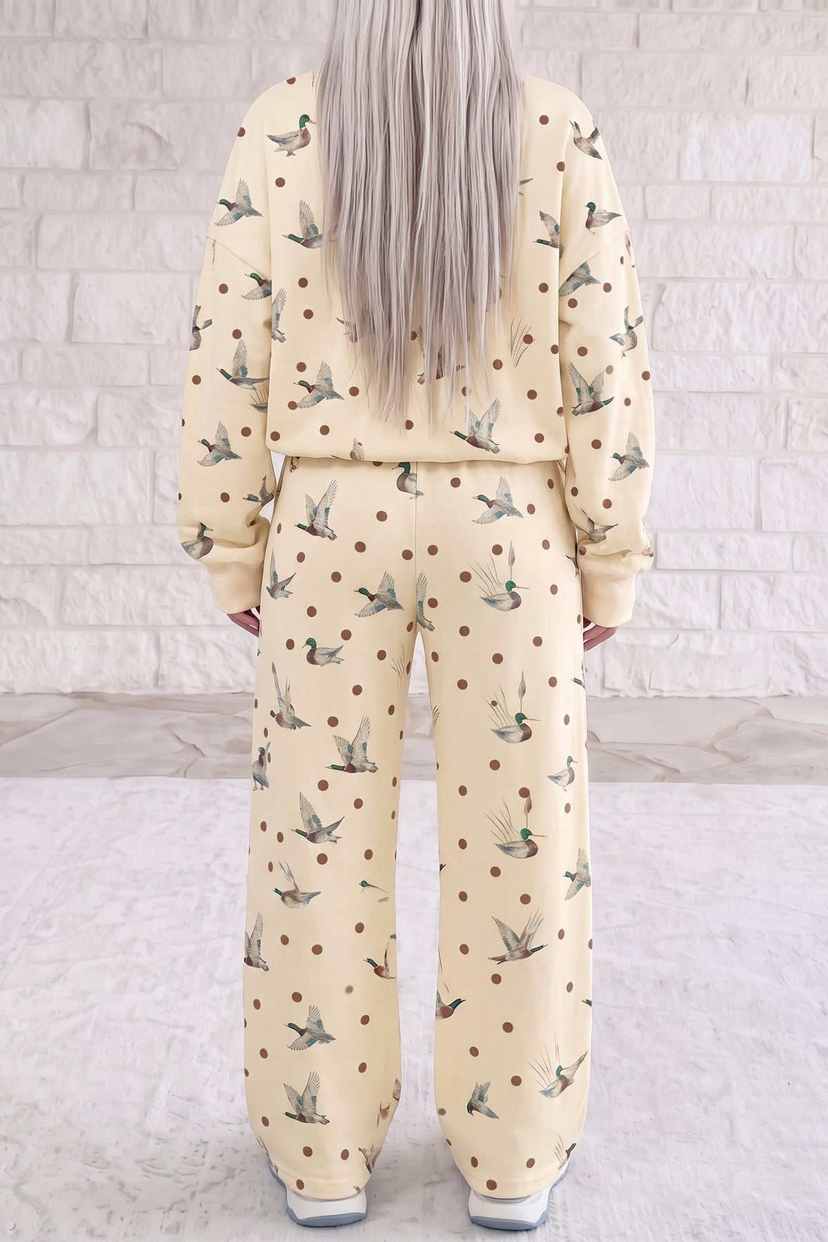 Women's Beige Polka Dot Mallard Print Crewneck Pullover Two-Piece Pants Set