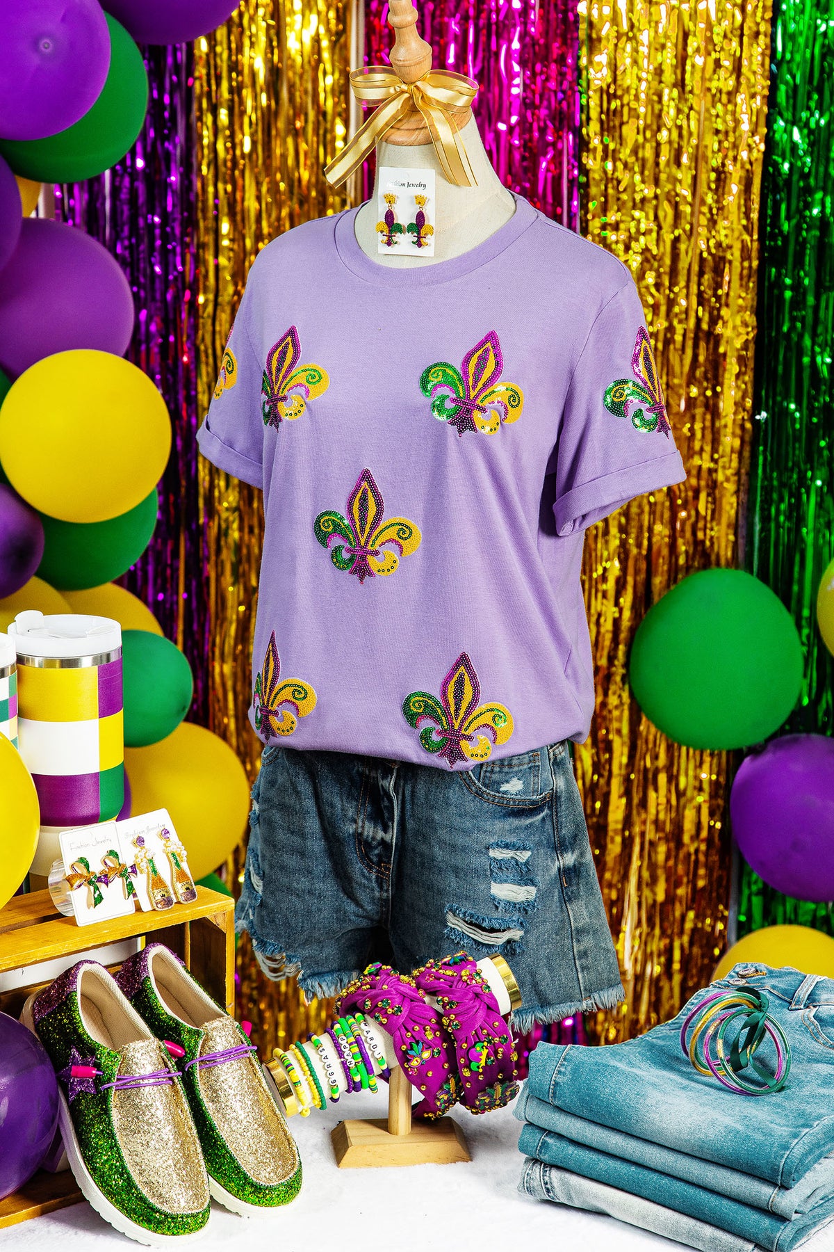 Wisteria Mardi Gras Sequined Pattern Holiday T-Shirt