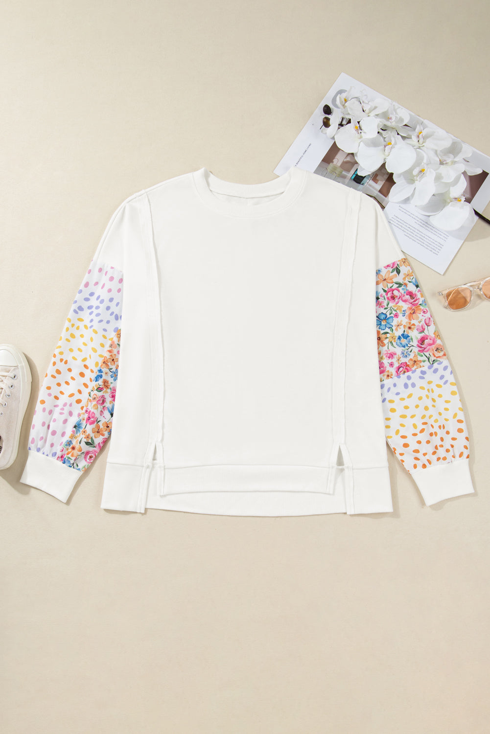 Women's White Plus Size Exposed Seam Detail Contrast Dot Floral Patchwork Sleeve Sweatshirt Set