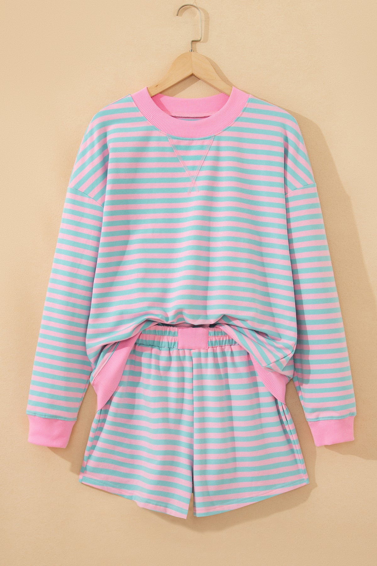 Women's Green Stripe Color Block Detail Long-Sleeve Pullover Elastic Waist Pull On Shorts Two-Piece Set