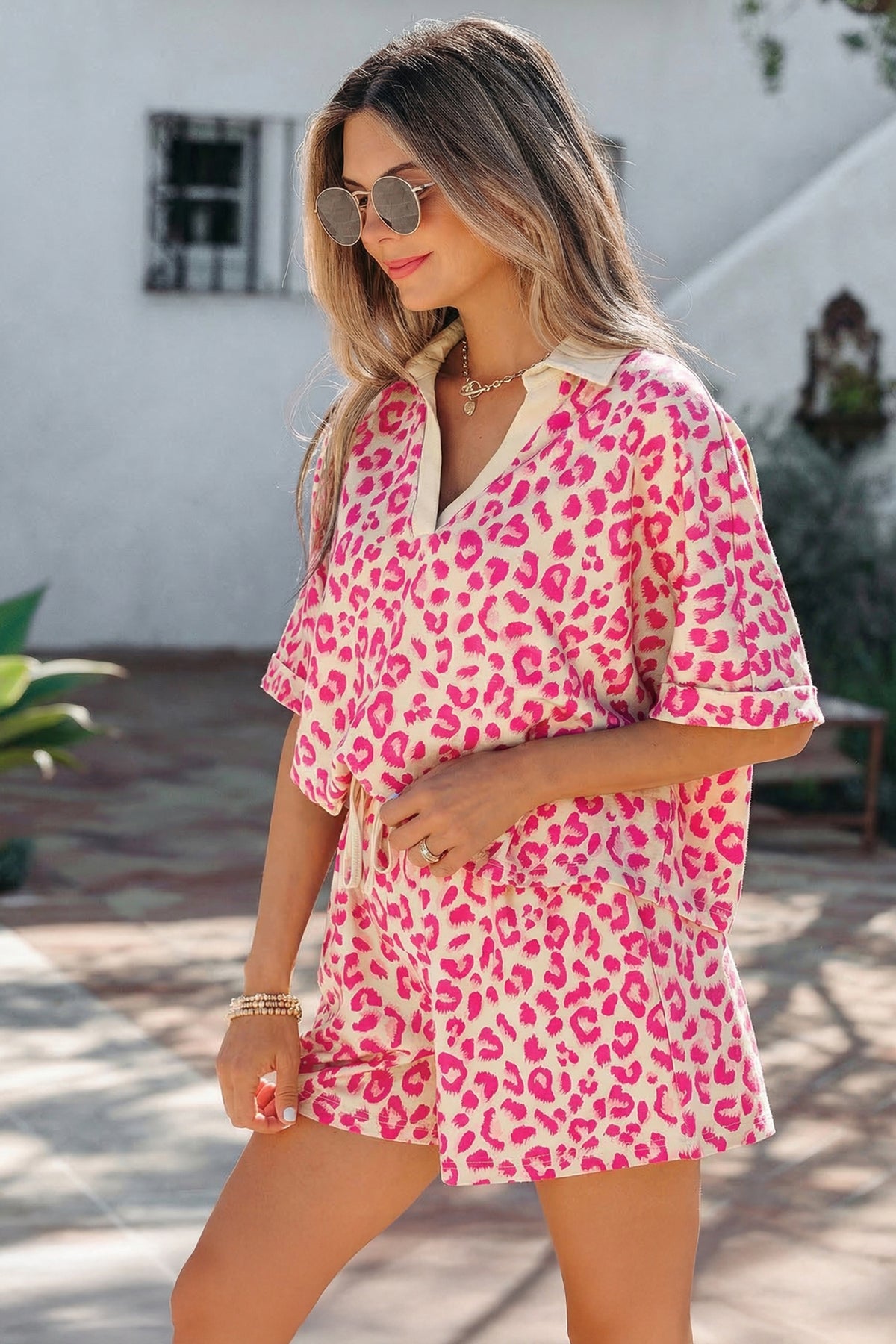 Women's Brown V-Neck Collar Leopard Printed Two-Piece Shorts Two-Piece Set
