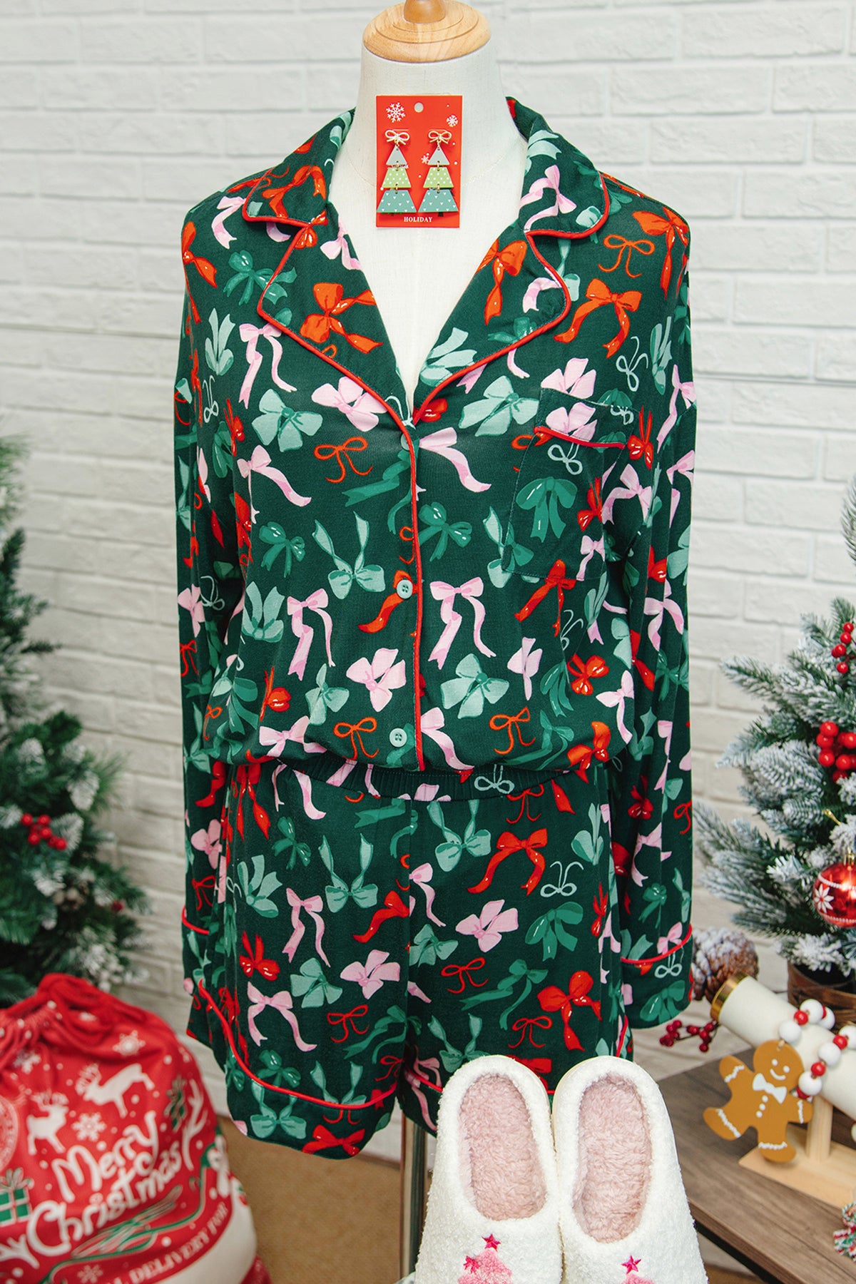 Green Festive Bow Print Long Sleeve Shirt and Shorts Pajama Set