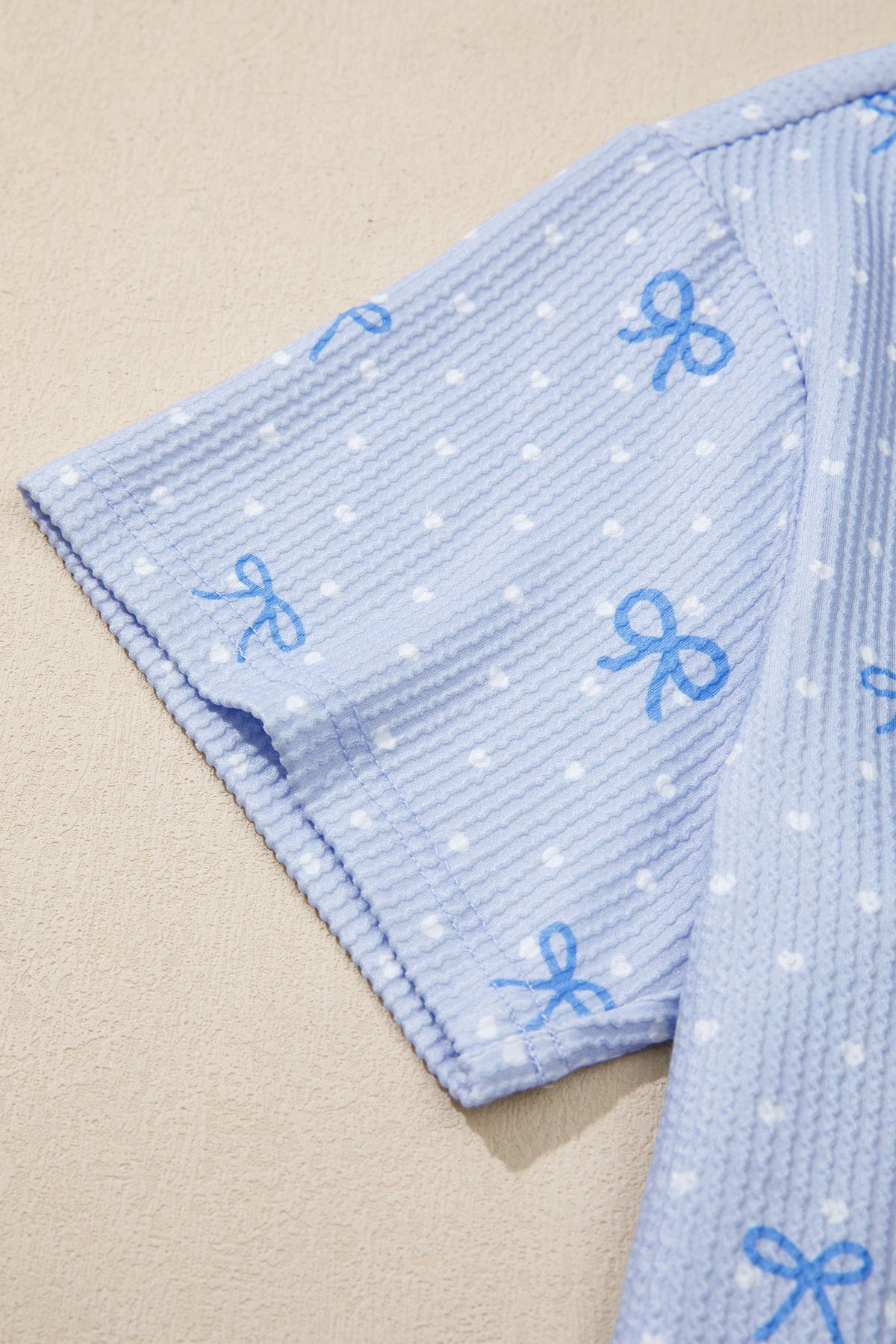 Women's Sky Blue Tiny Heart Bow Print Twisted Rib Two-Piece Shorts Two-Piece Set