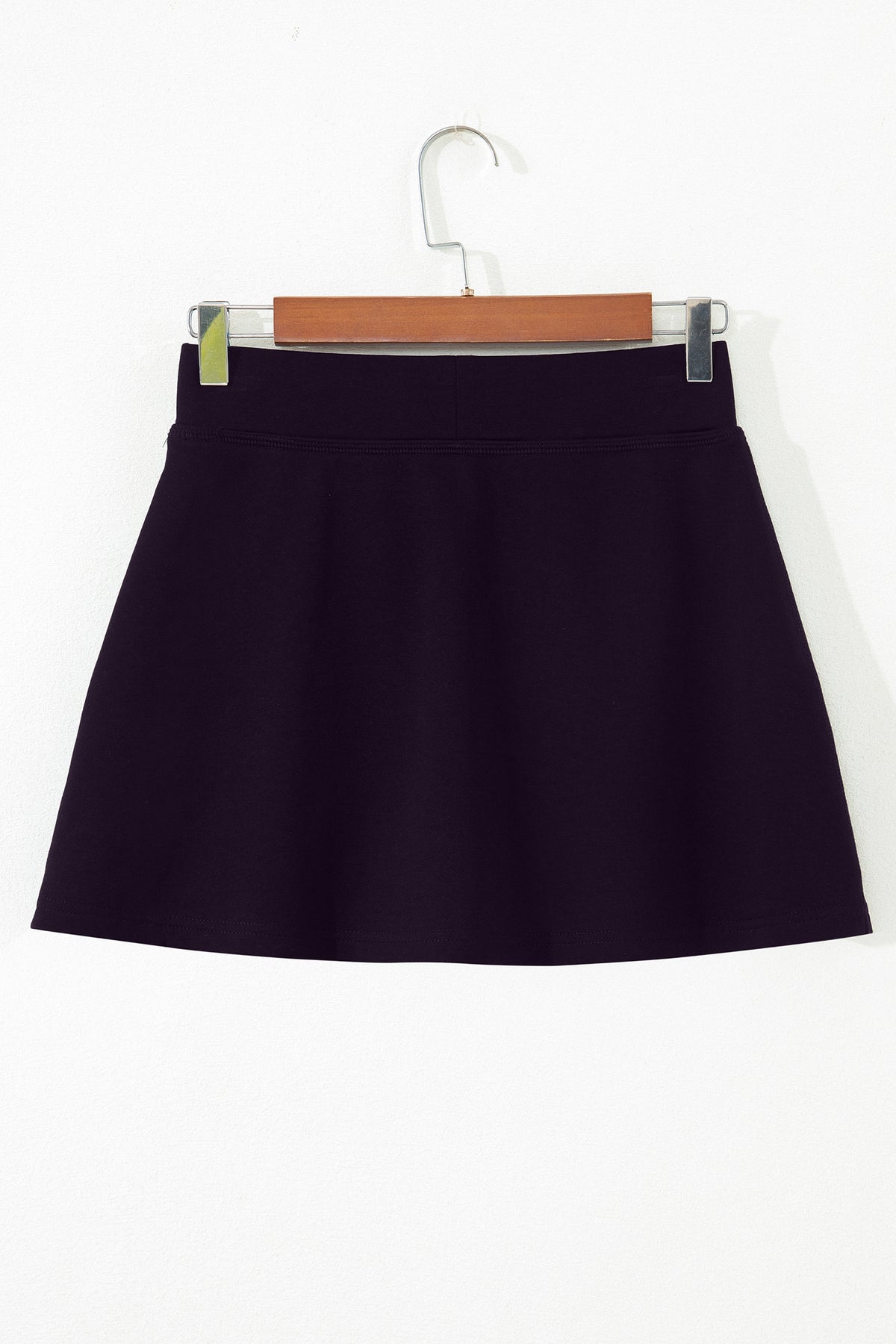 Black Solid Wrapped Side Slit Skort