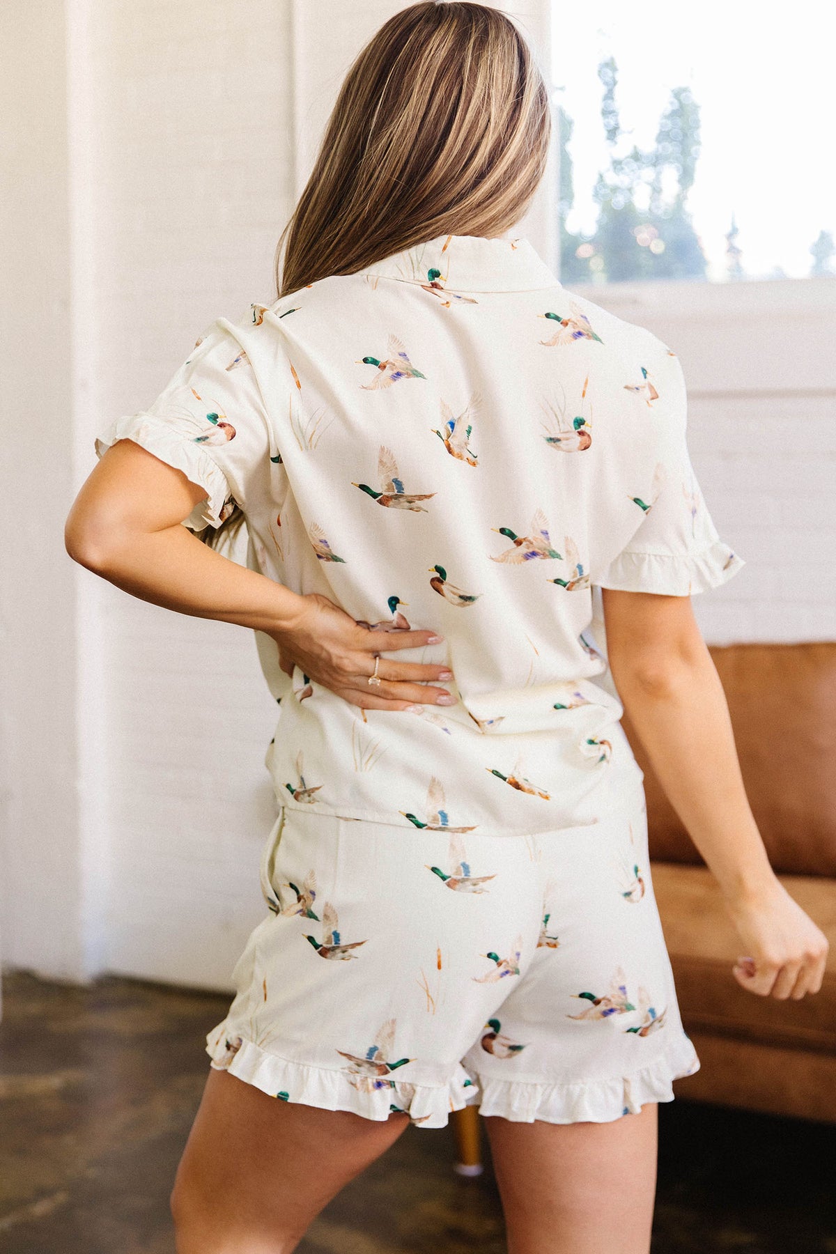Women's Beige Mallard Print Shirt Style Short Two-Piece Set