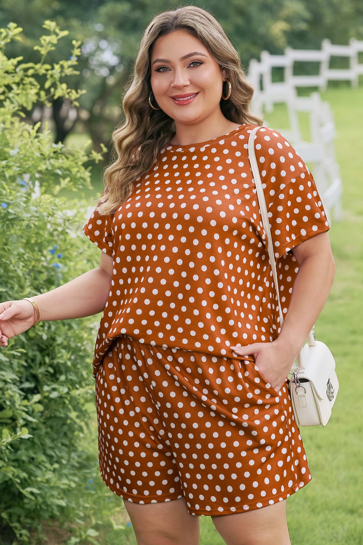 Brown Polka Dot Print Dropped Shoulder Tee Plus Size Shorts Set