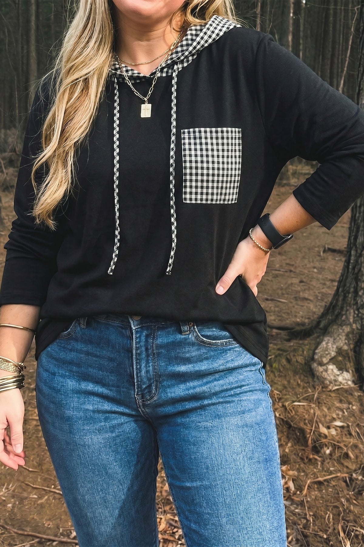 Black Hooded Gingham Paneling Chest Patch Pocket Long-Sleeve Plus Size Blouse