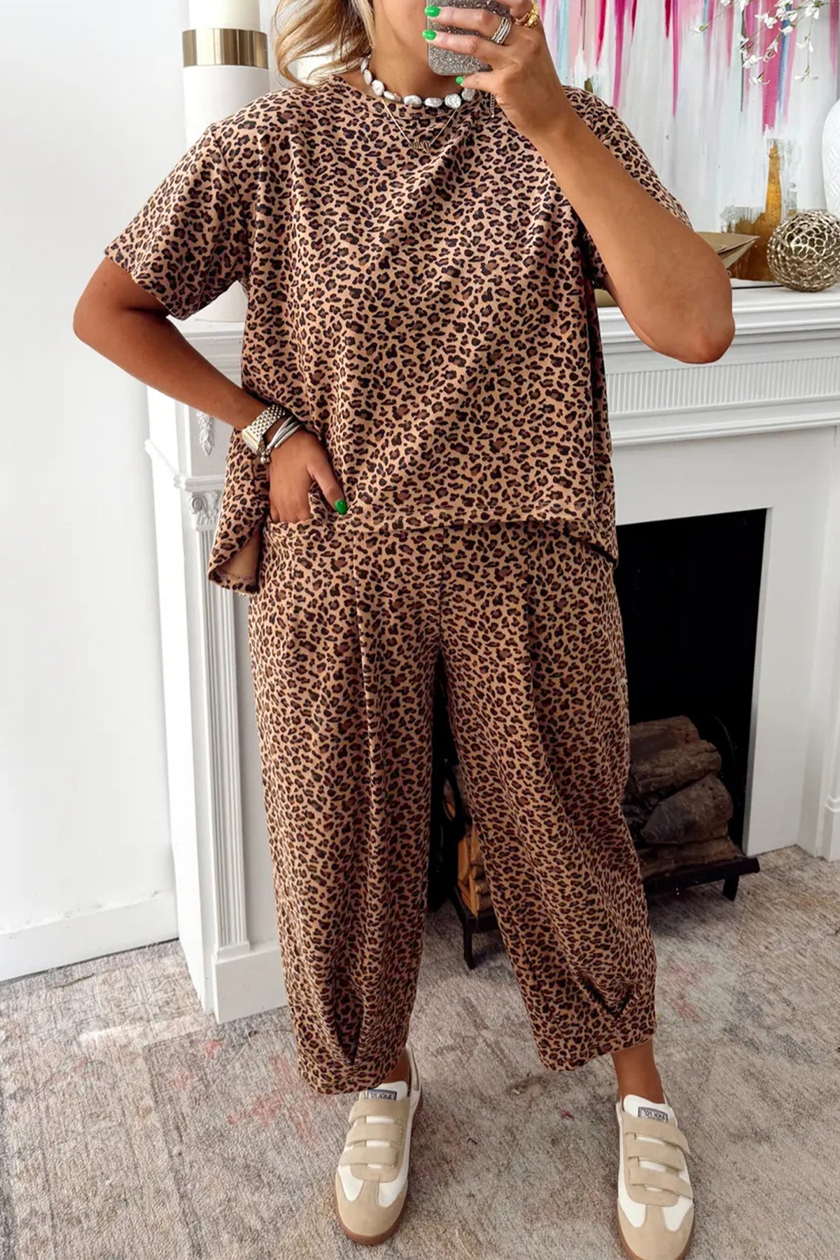 Women's White Leopard High-Low Tee Ankle Length Pants Set