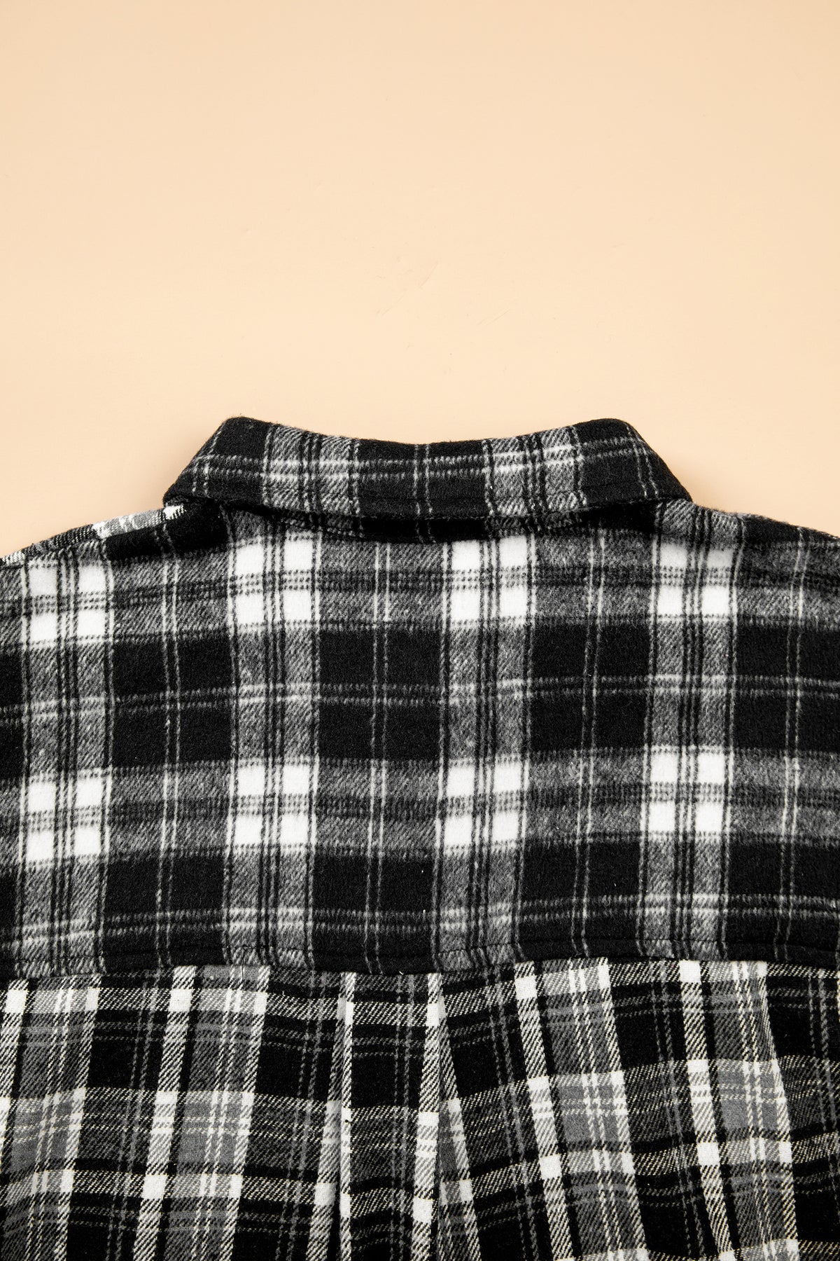 Black Plaid Long-Sleeve V-Neck Shift Plus Size Shirt Jacket