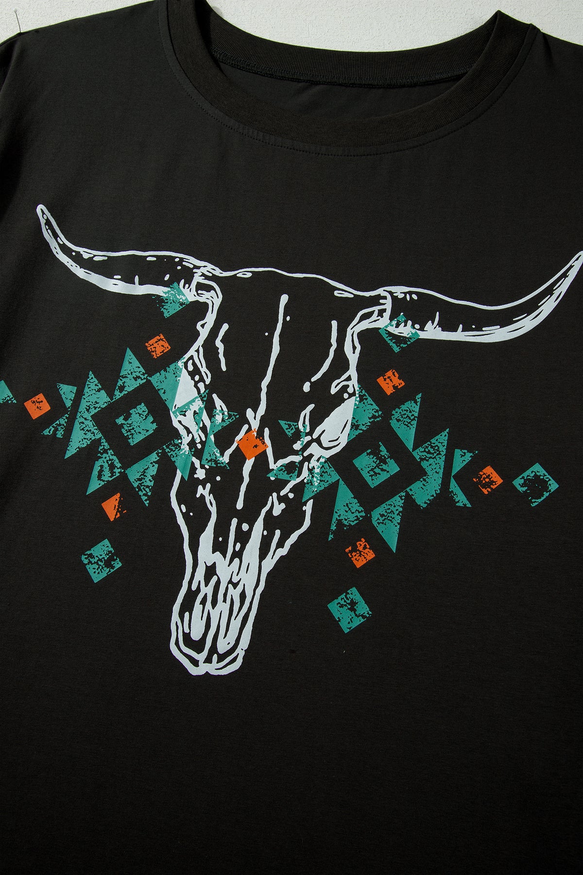 Carbon Grey Plus Size Western Aztec Bull Skull Printed T-Shirt