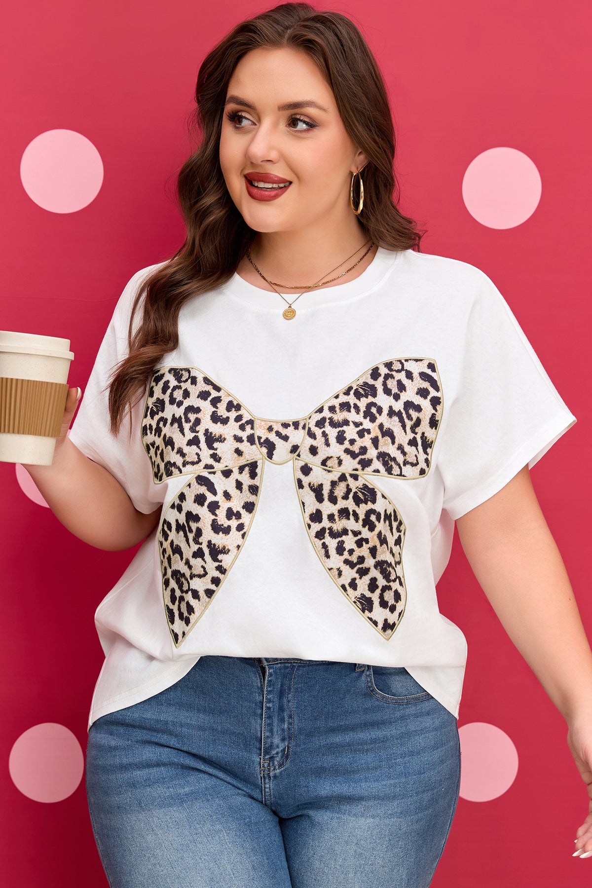 White Plus Size Leopard Bow Embroidered Patch Casual T-Shirt