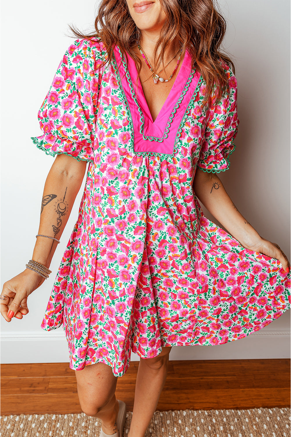 Pink Floral Print V Neck Patchwork Short Bubble Sleeve Mini Dress